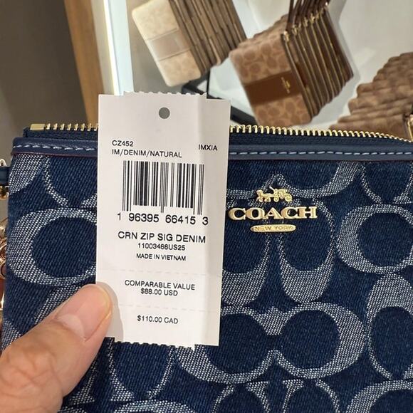 Last 1‼️Coach CZ452 Corner Zip Wristlet In Signature Denim - Picture 5 of 6